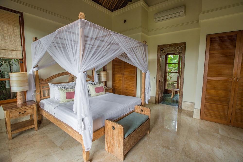 Karma Jimbaran Villa Exterior photo