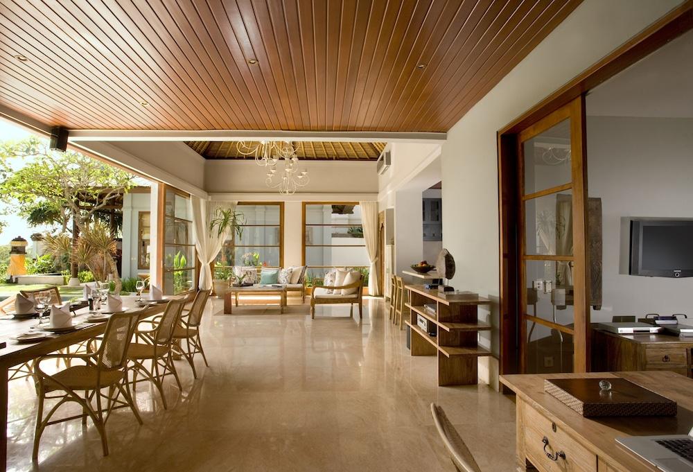 Karma Jimbaran Villa Exterior photo