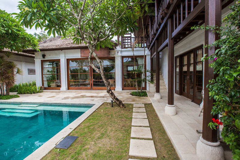 Karma Jimbaran Villa Exterior photo