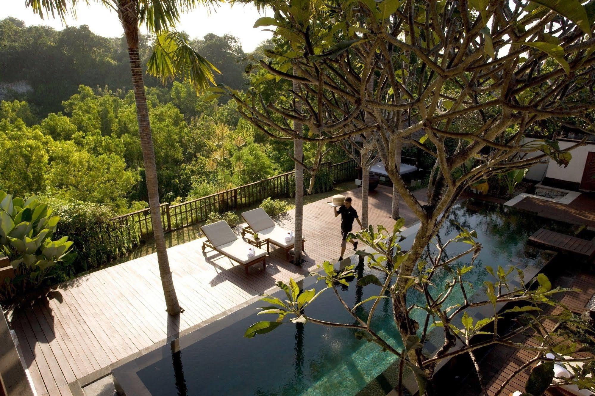 Karma Jimbaran Villa Exterior photo