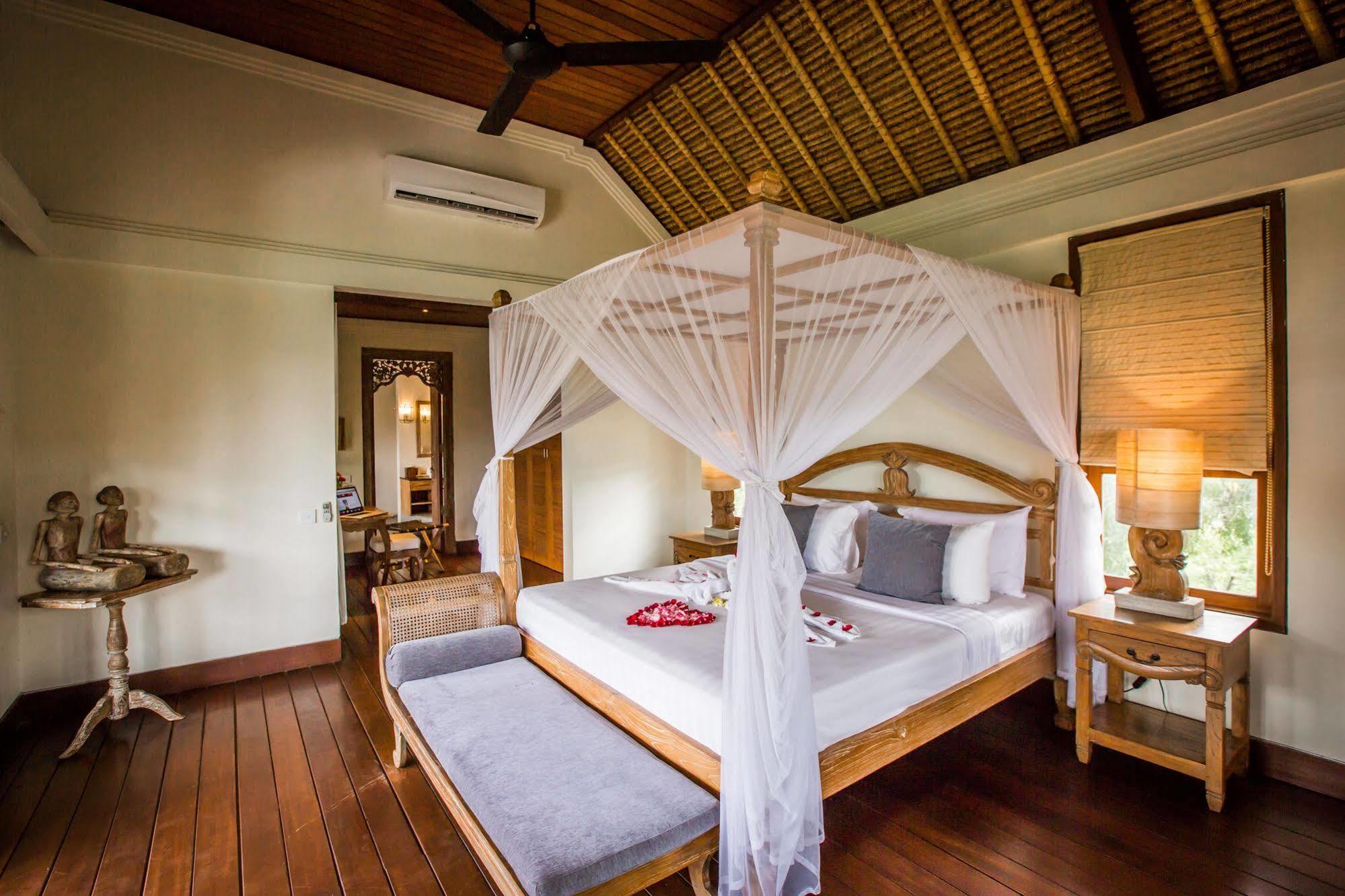 Karma Jimbaran Villa Exterior photo